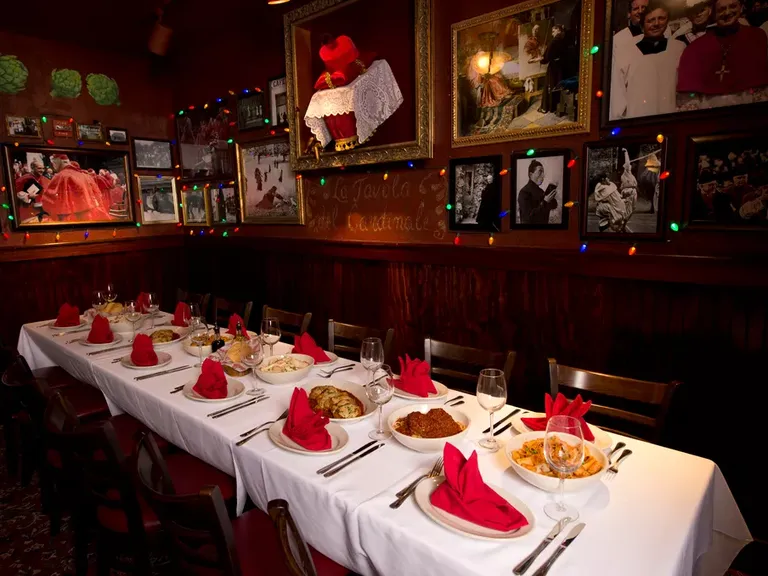 Buca di Beppo Paradise