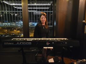 Seattle Solo Piano - Pianist - Redmond, WA - Hero Gallery 1