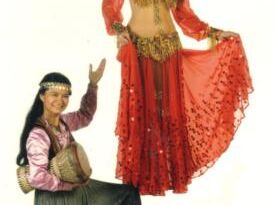 Yonina & Shira Magic Show - Magician - Lake Worth, FL - Hero Gallery 1