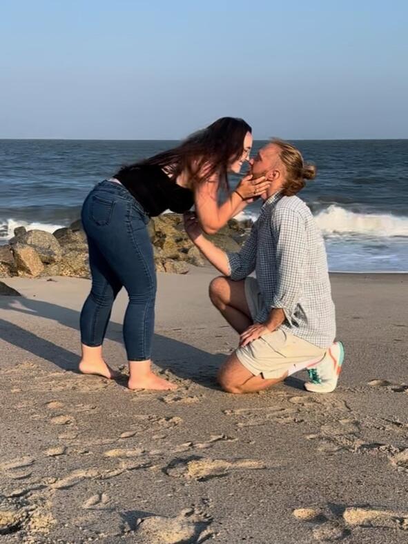 Engagement on the beach 