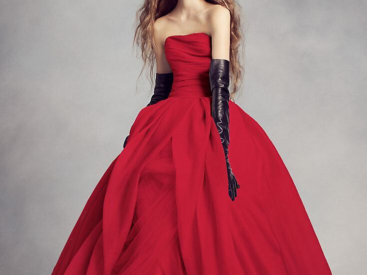 Red colour ball on sale gown