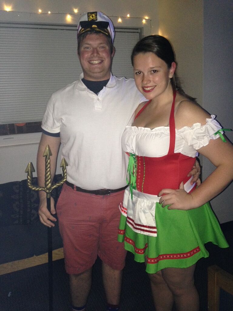Stephen and Erika met at Roger Williams University through a mutual friend. Stephen asked Erika to be his girlfriend right before Thanksgiving