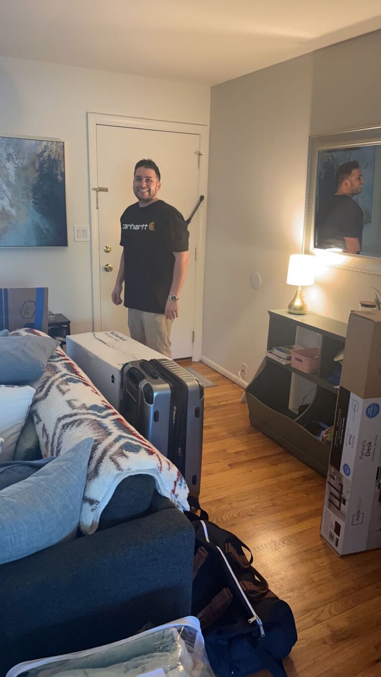 Kyle moved in!
