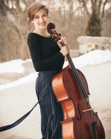 Kendra Grittani Freelance Cellist - Cellist - Toronto, ON - Hero Main