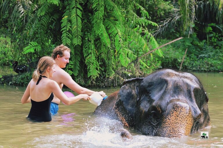 Maggie & Eric Travel to Thailand