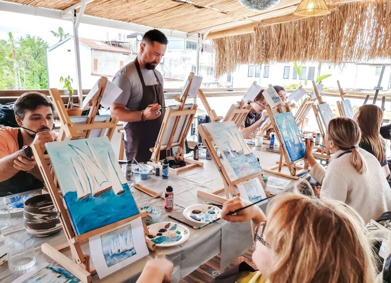summer party ideas - paint and sip