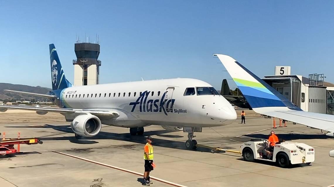 The day we met! 

We met on an airplane during Covid and fate would have it that Lauren would struggle to put her carry-on bag in the overhead compartment and Tim would be there to help.

We spent most the plane ride sitting together talking through masks. 