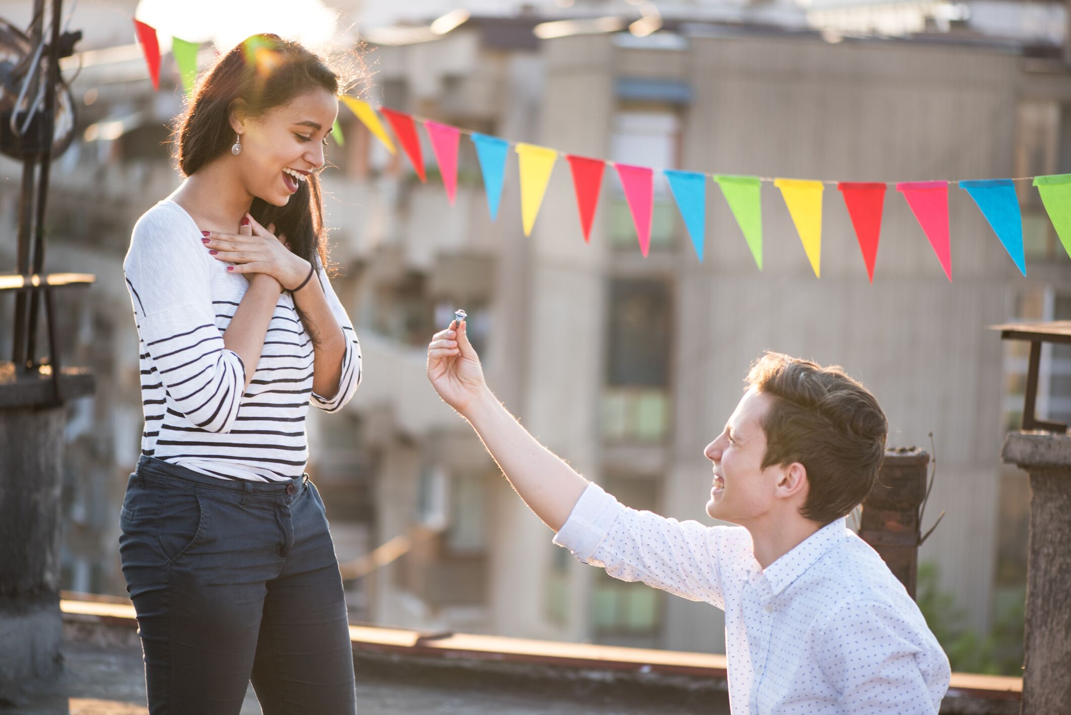 How to Plan a Birthday Proposal to Celebrate Your Love
