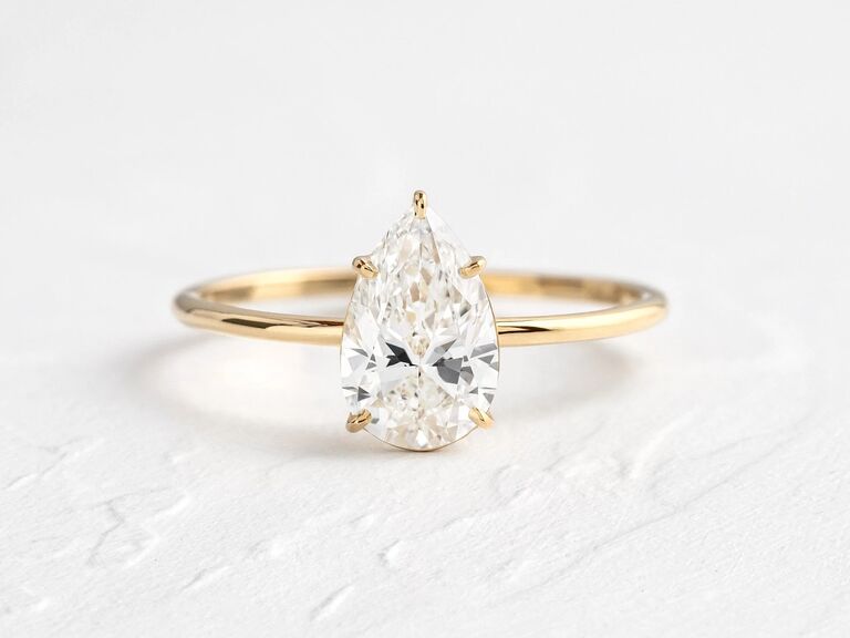 timeless solitaire pear-shaped engagement ring 
