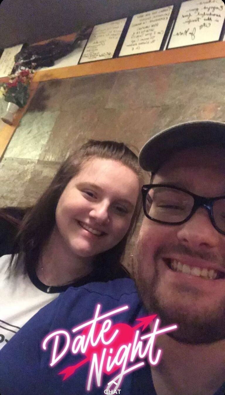 Mason brought Jenna home to meet his family for the first time. Mason had to introduce her to Sakura, his favorite sushi restaurant. Jenna was incredibly nervous to meet his mom and to eat sushi. They are happy to report that Jenna loves Mason's mom and Sakura.