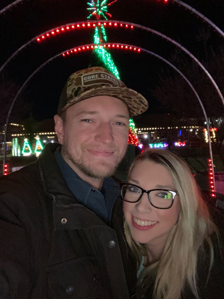 Christmas begins! Ciarra and Matthew started Christmas a little early by starting to visit all the good light displays in the area!