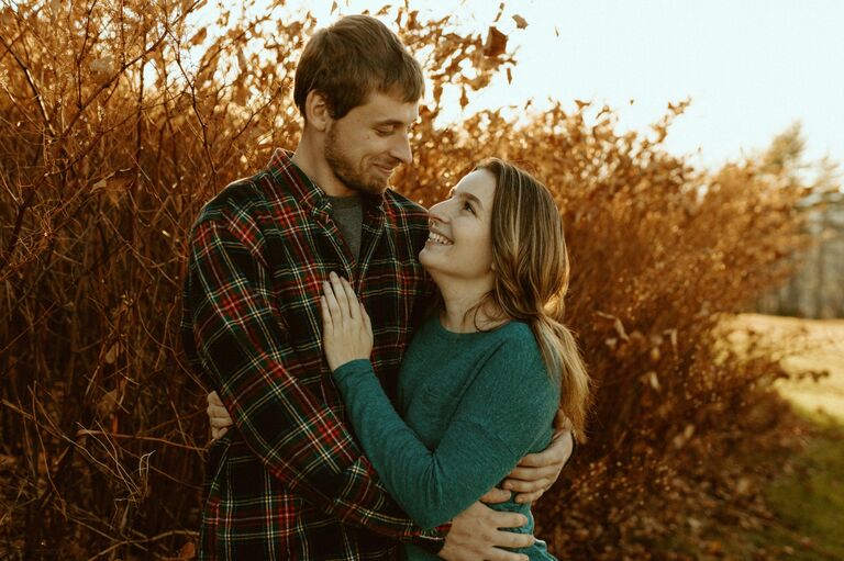 During a photoshoot with Kaitlynn, Ryan and Miranda make the decision to adopt a dog together.