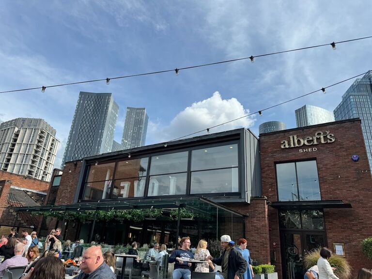 Albert's Shed Restaurant Manchester, 18-20 Castle St, Manchester, M3 4LZ