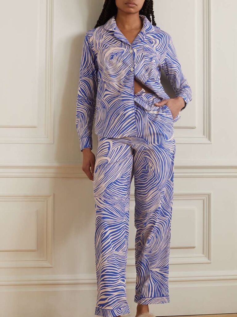 Women's Simply Vera Vera Wang Pajamas: Light & Lacy Sleep Top & Capris PJ  Set