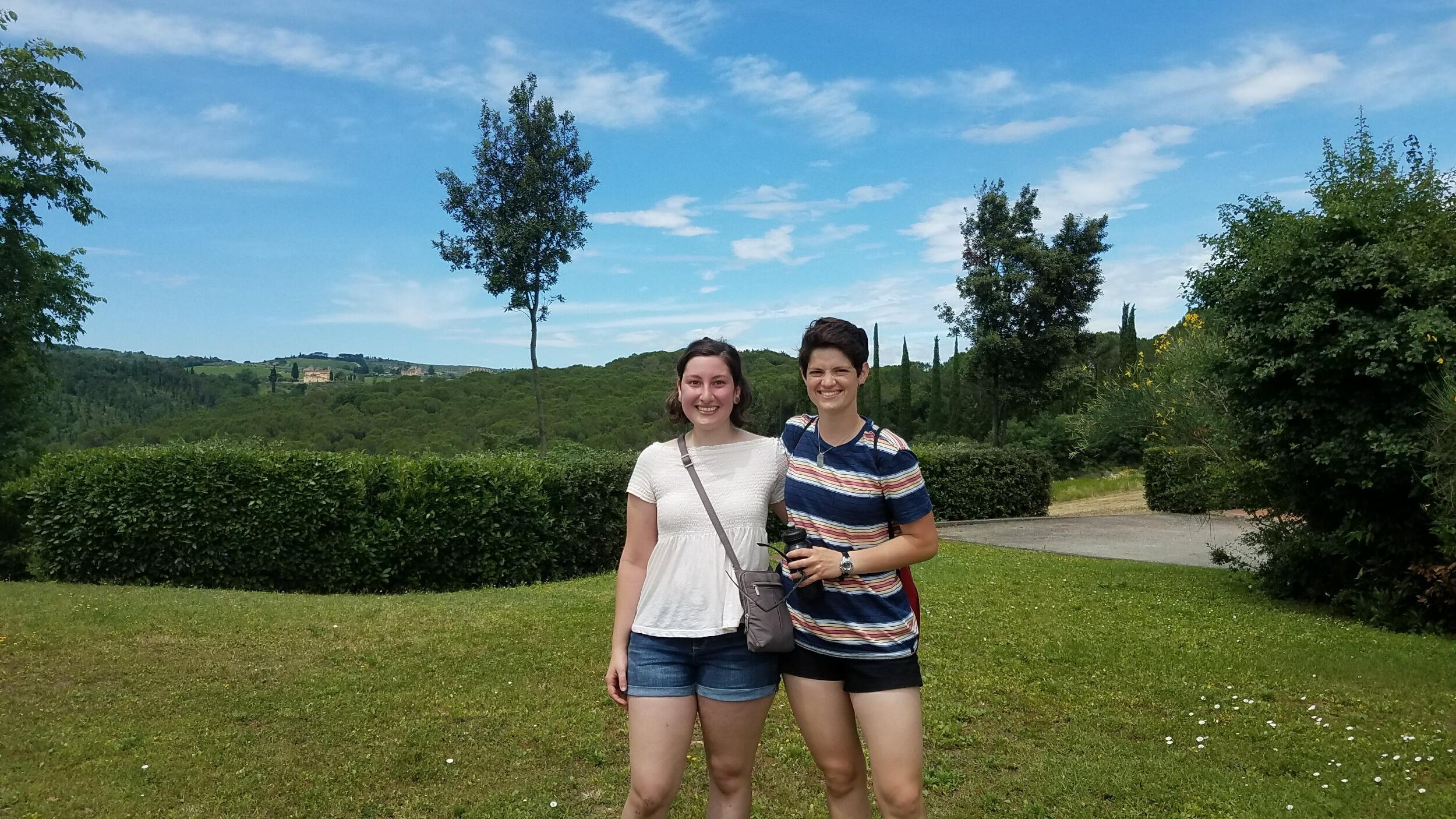 Biking through Tuscan wineries