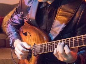 Gabriel Datcu - Acoustic Guitarist - Chicago, IL - Hero Gallery 1