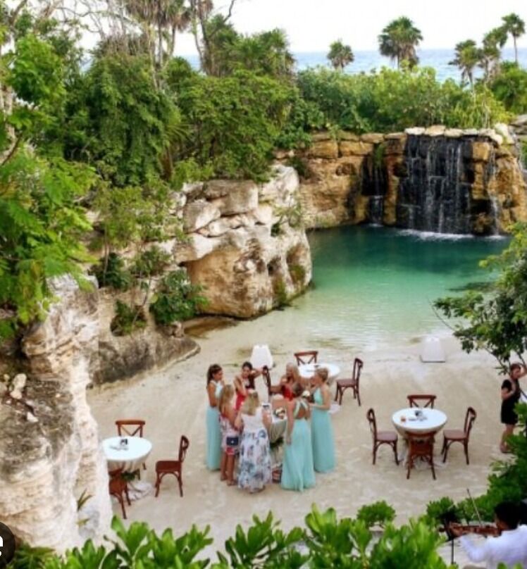 Cocktail Hour & Reception @Las Cuevas 6:00 PM