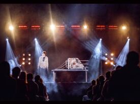 REZA || Magician // Illusionist // Entertainer - Magician Omaha, NE ...