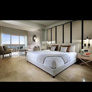 Gallery Photo 61
