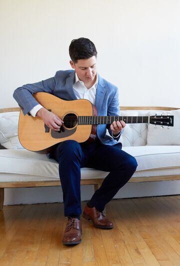 Evan Murphy - Acoustic Guitarist - Boston, MA - Hero Main