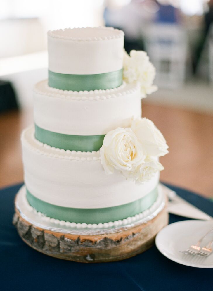 White and Green Wedding Cake