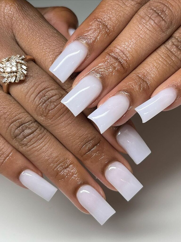 Pearly white bridesmaid nails