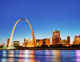 St. Louis Bachelorette Party Ideas and Itinerary - St Louis skyline