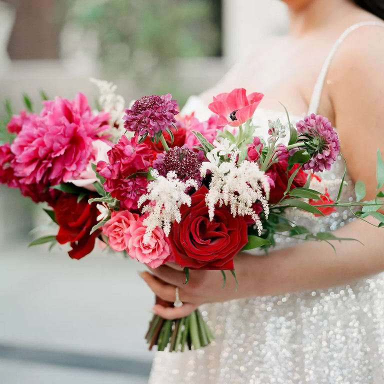 Red and pink ombré wedding bouquet