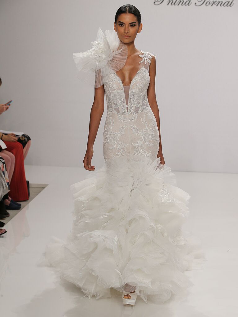 pnina tornai gown prices at $80 000