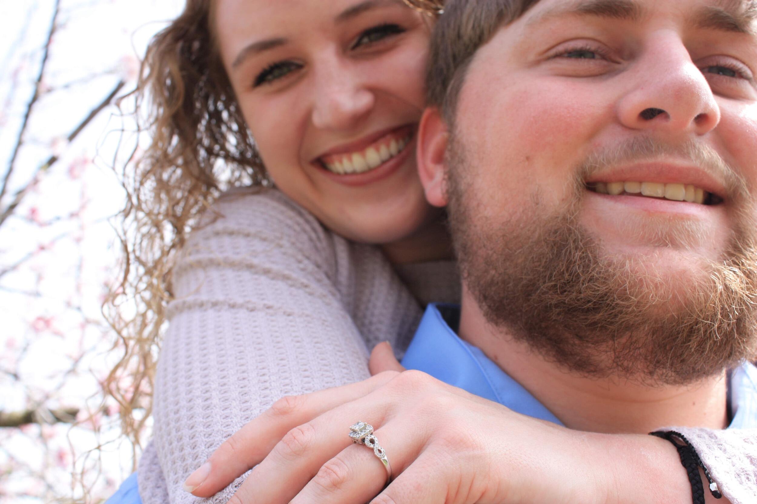 Hannah took our first round of engagement pictures because I was impatient ❤️