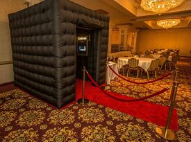 Valley Forge Photobooths - Photo Booth - Valley Forge, PA - Hero Gallery 2