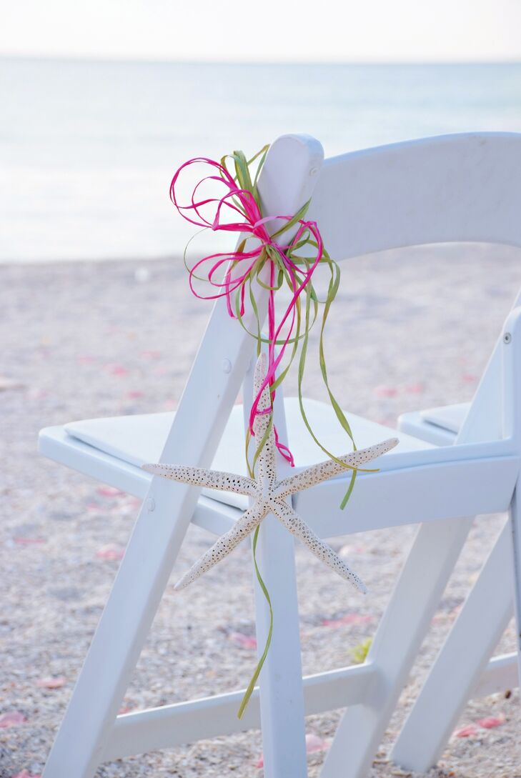 Starfish Aisle Decor With Bright Ribbon