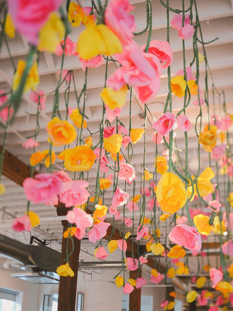 15 Ways to Use Paper Flowers at Your Wedding