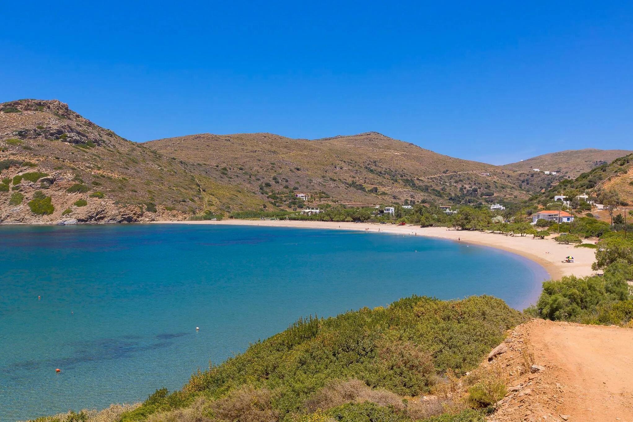 The wedding ceremony will be held on Fellos Beach, beginning at 5.15pm. (Shuttles will be provided from Perrakis Hotel and Andros Holiday Hotel; parking is available).