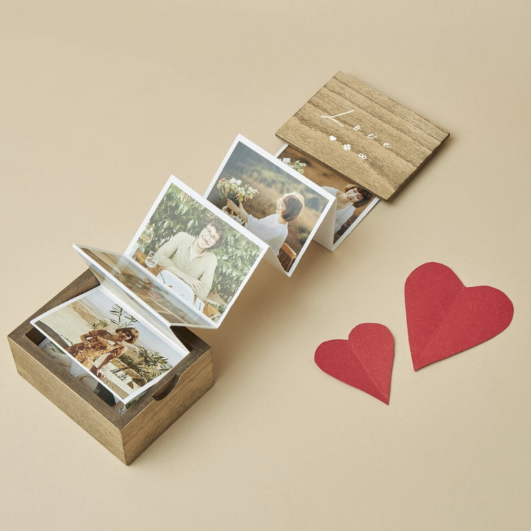 Anniversary Gift Ideas for Couples - Perfect Memories & Surprises