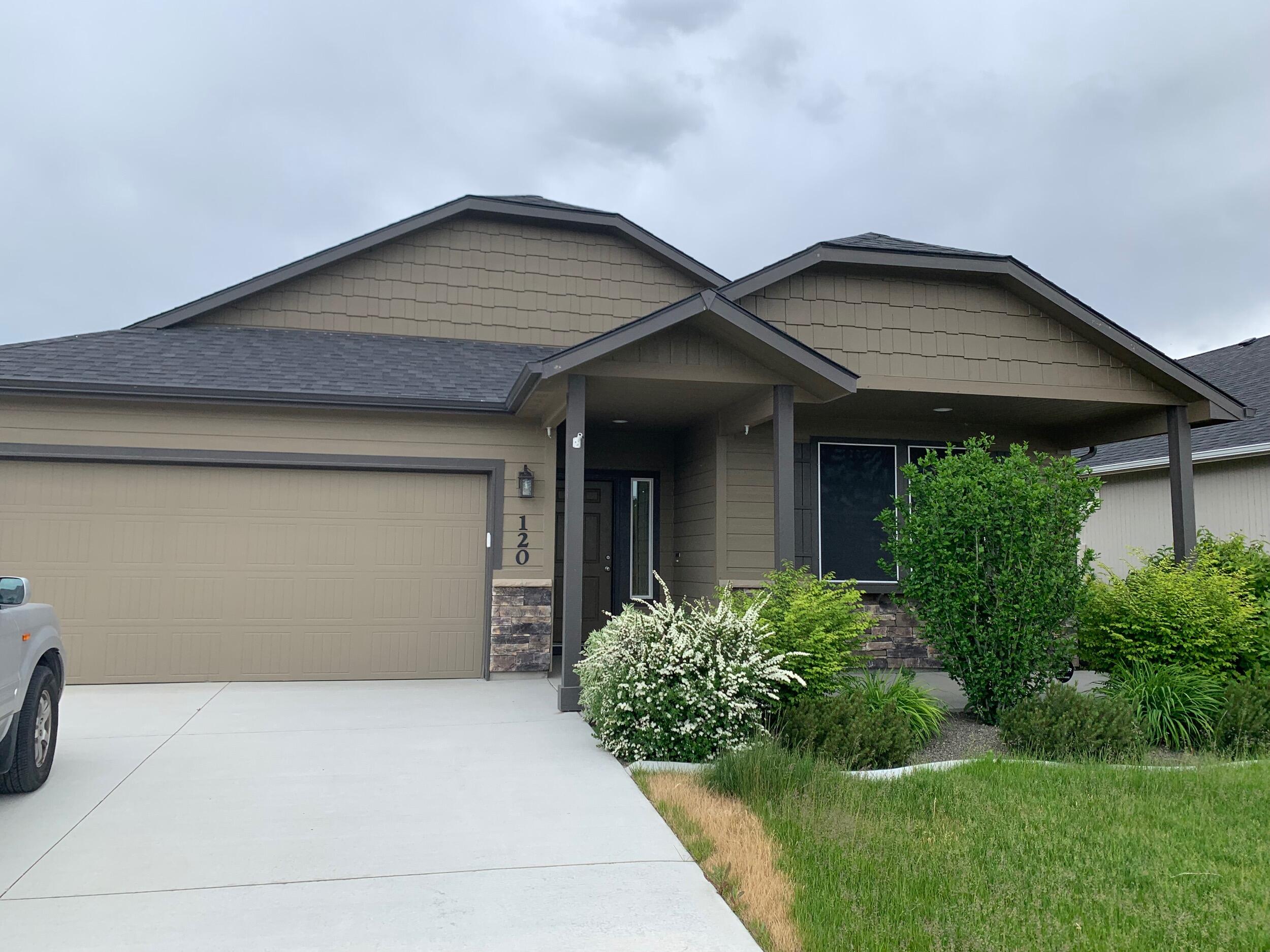 We quickly settled in to our beautiful home in Idaho. (The weather was SO much better than Texas)