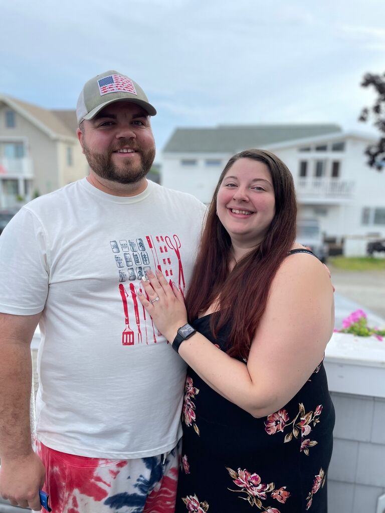 Shawna & Mac get engaged.