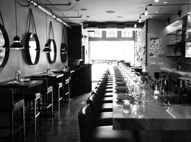 Crave Fishbar (Midtown) - Restaurant - New York City, NY - Hero Gallery 3