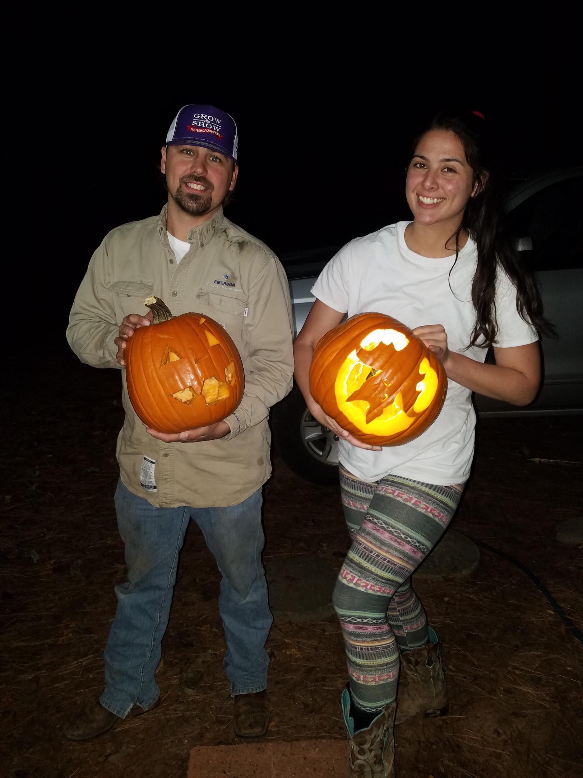 2nd Halloween together, little grasshopper is working on his carving skills. He has alot to learn, good thing he's good at electrical things. 