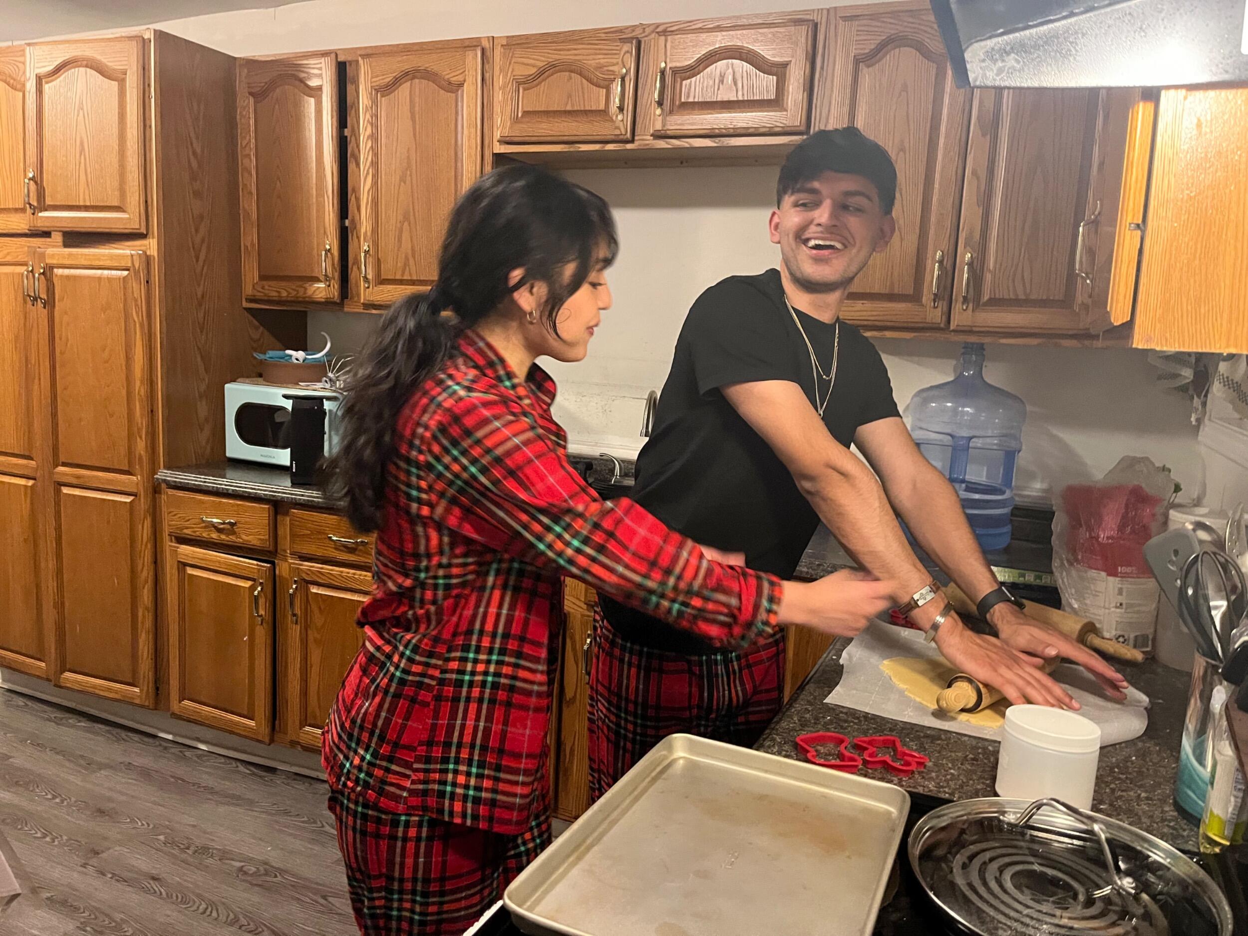 We love Christmas. This Christmas was very special as it was our first one together. 