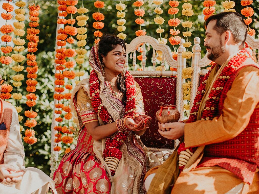 Couple at Hindu wedding