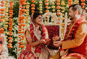 Couple at Hindu wedding