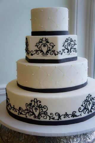 Celebrity Cake Studio | Wedding Cakes - Tacoma, WA