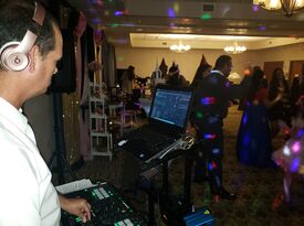 DJ DANIREDS - Latin DJ - Tampa, FL - Hero Gallery 4
