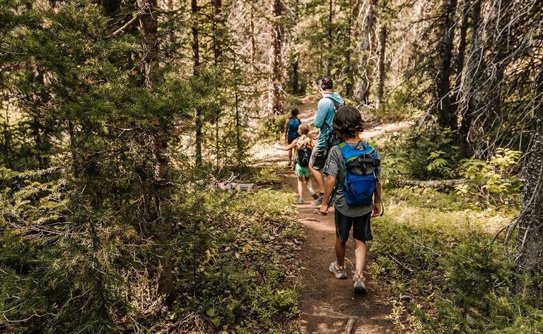 On June 9th, 2017, the two officially started dating when Mitch asked Julia to be his girlfriend after going on a hike near campus.