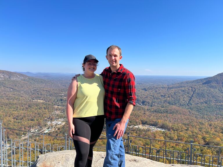 The couple took a trip to North Carolina for their 1 year anniversary where Jake used to live. They climbed Chimney Rock, had a very comfy Air B&B with a cute cat visitor, and spent lots of quality time together. Oh - and Taylor got food poisoning!