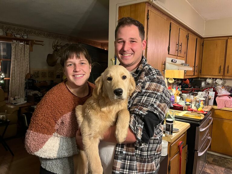 Abby goes to Salisbury and meets Zach's family for the first time.