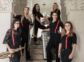 The Lady Lucks - LA's All Female Swing Band - Swing Band - Los Angeles, CA - Hero Gallery 2