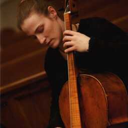 Rebecca Shaw, cello, profile image