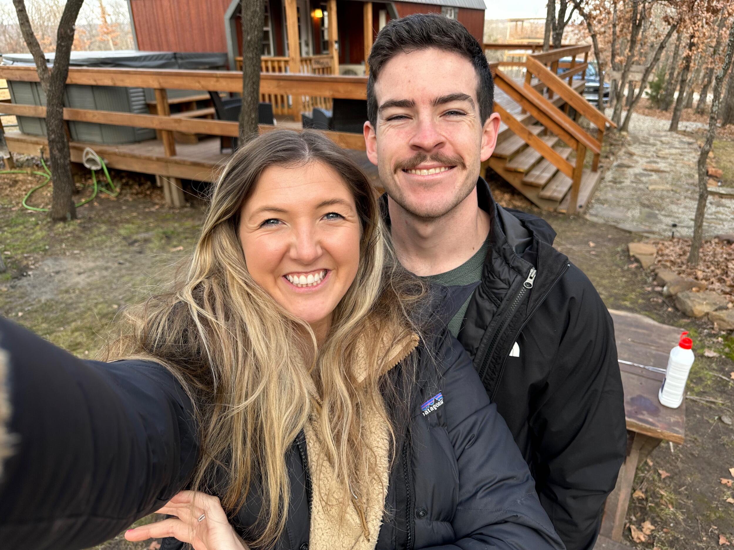 A spontaneous weekend trip to a cabin 